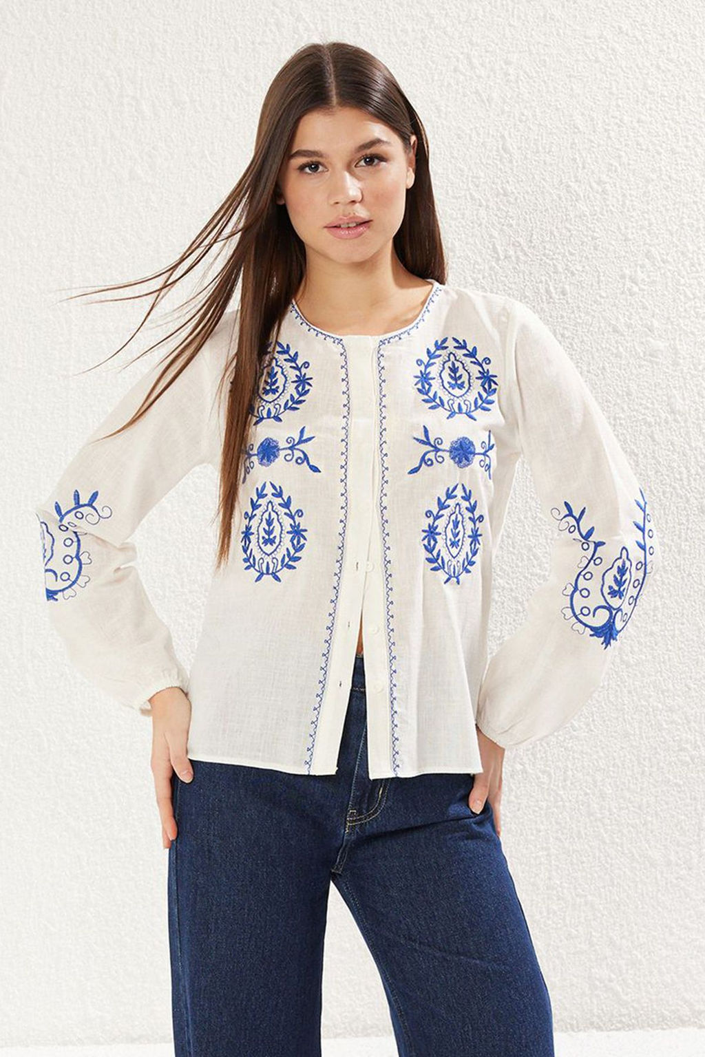 Beyaz Nak?s Detayl? Flaml? Kumas Regular Normal Kal?p Dokuma Gomlek TWOSS25GO00048