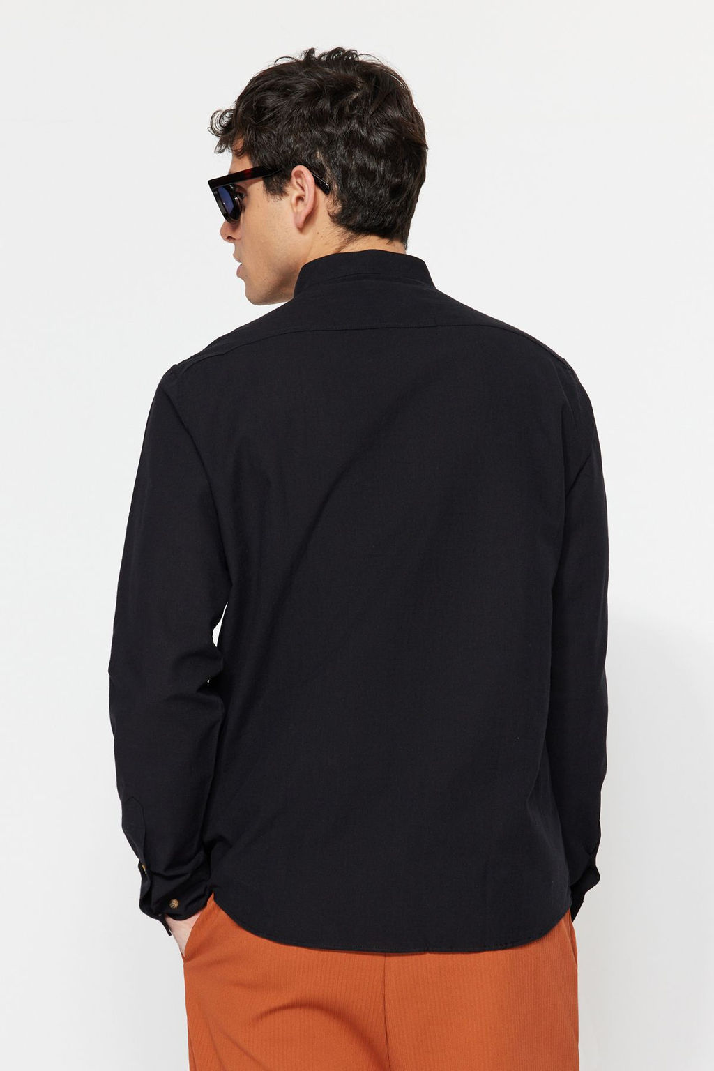 TRENDYOL MAN Mavi Slim Fit Yar?m Patl? Dugmeli Hakim Yaka Keten Gorunumlu Gomlek TMNSS20GO0097 - Trendyolmilla фото 21