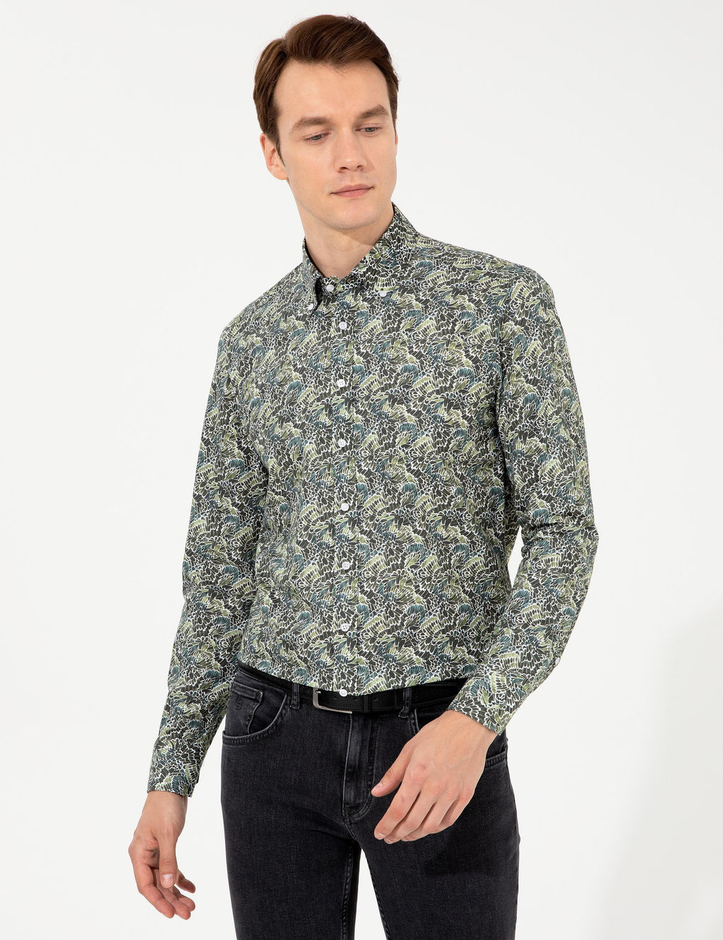 Рубашка приталенного кроя с длинным рукавом цвета хаки - Cacharel фото 3