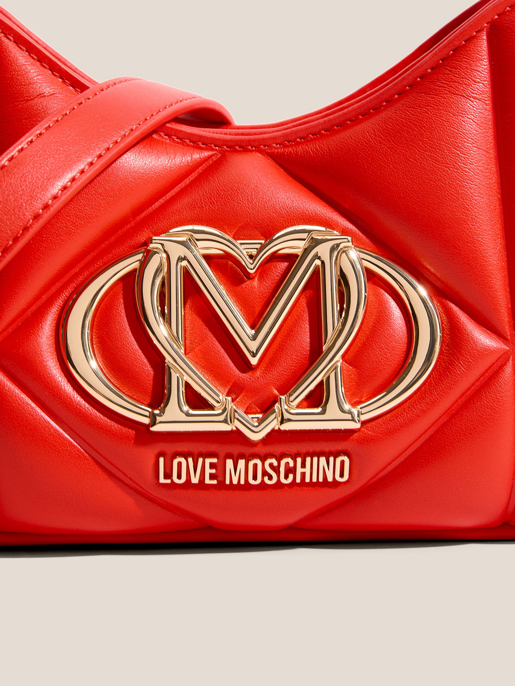 Женская сумка на плечо LOVE MOSCHINO EMBOSSED Q Артикул 4561075, рубиновый  фото 2