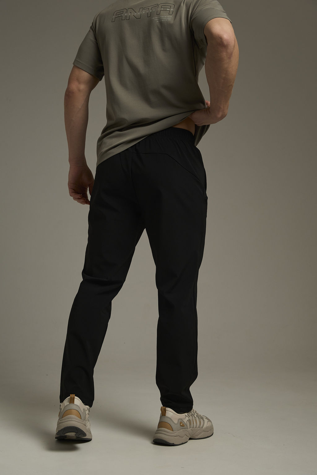 Брюки трикотажные Черный TRN Knit Track Pants