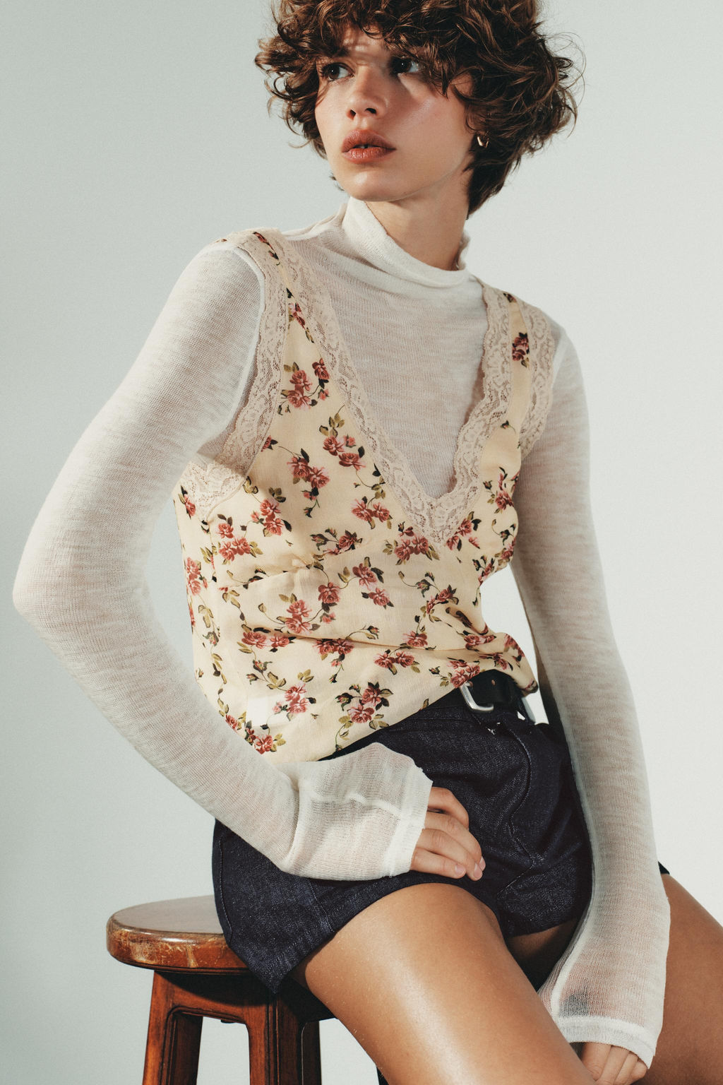 FLORAL LACE TOP - Zara фото 8