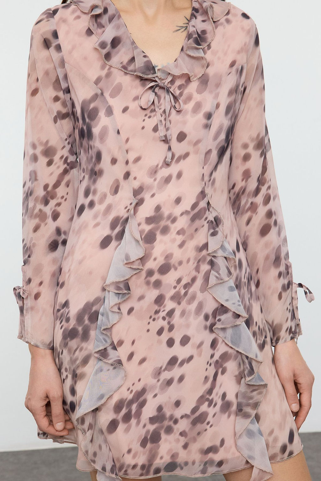 Cok Renkli Puantiyeli A Kesim Mini Dokuma Elbise TWOAW25EL00578 - Trendyolmilla фото 4