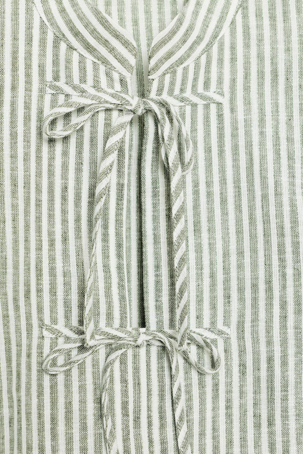 TOP RAYAS LAZOS HILO METALIZADO / Verde / Crudo - Zara фото 8