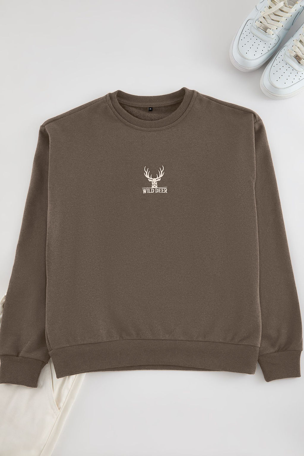 Koyu Kahverengi Oversize/Genis Kesim Bisiklet Yaka Uzun Kol Hayvan Nak?sl? Sweatshirt TMNAW24SW00169