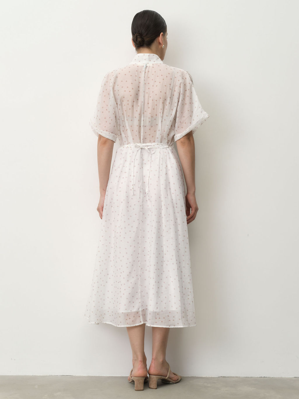 Платье из тенселя 90501 белое в горошек