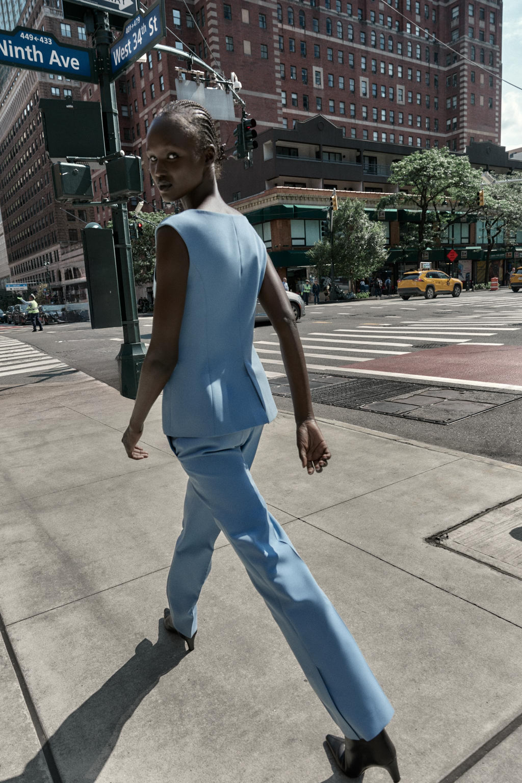 FLARE TROUSERS WITH SIDE VENTS