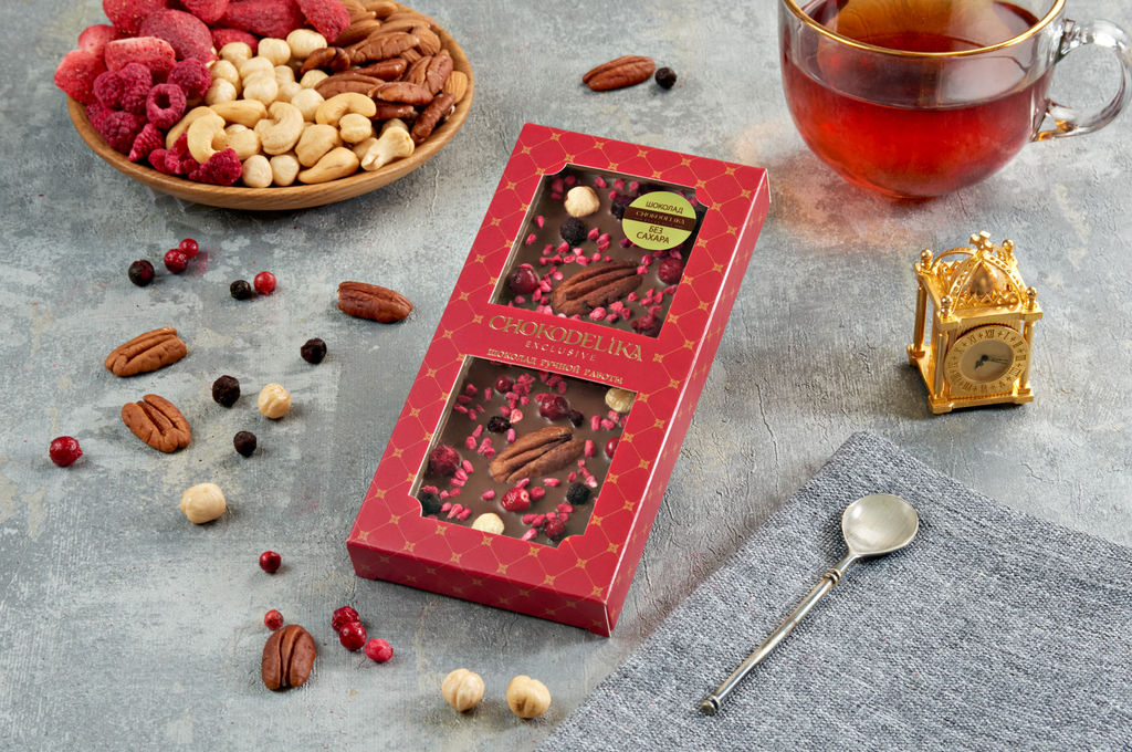 Шоколад молочный SUGAR FREE пекан, фундук, малина 80 гр - Chokodelika фото 4