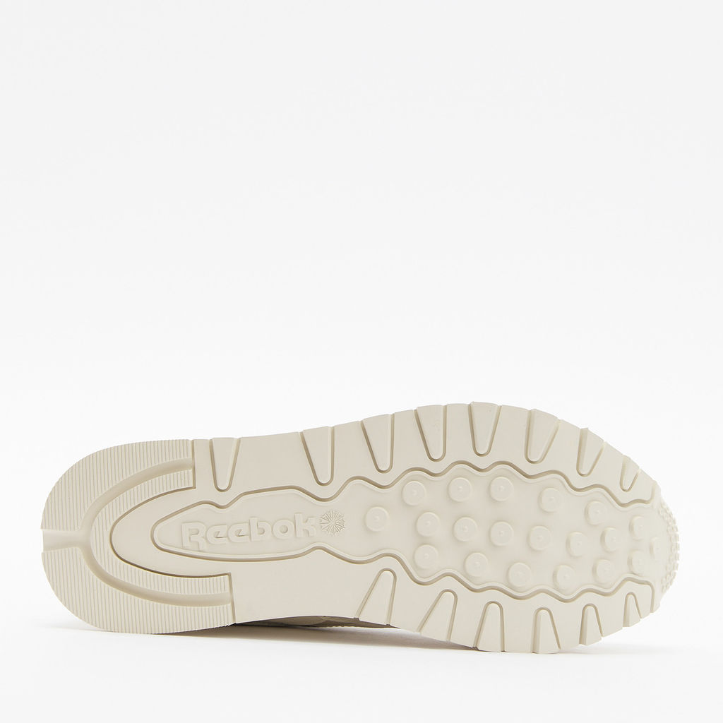 Женские кроссовки REEBOK CLASSIC LEATHER TRIPLE LIFT Артикул 4123680, белый