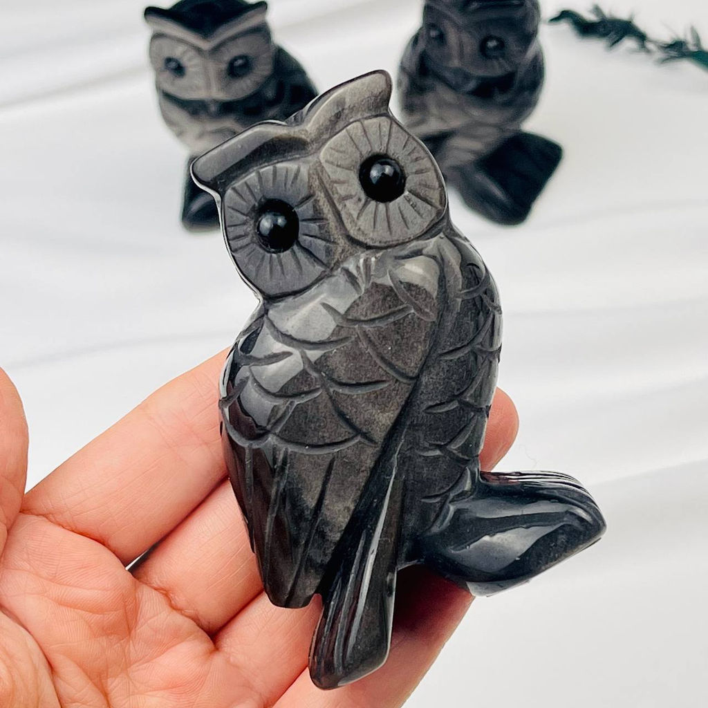 Фигурка Сова из серебристого Обсидиана