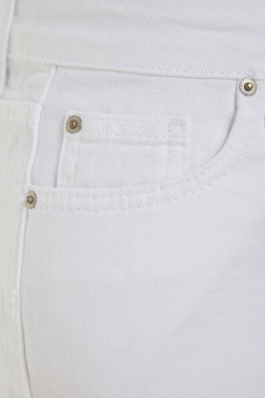 TRENDYOLMILLA Beyaz Y?rt?kl? Normal Bel Denim Sort TWOSS23SR00154 фото 8