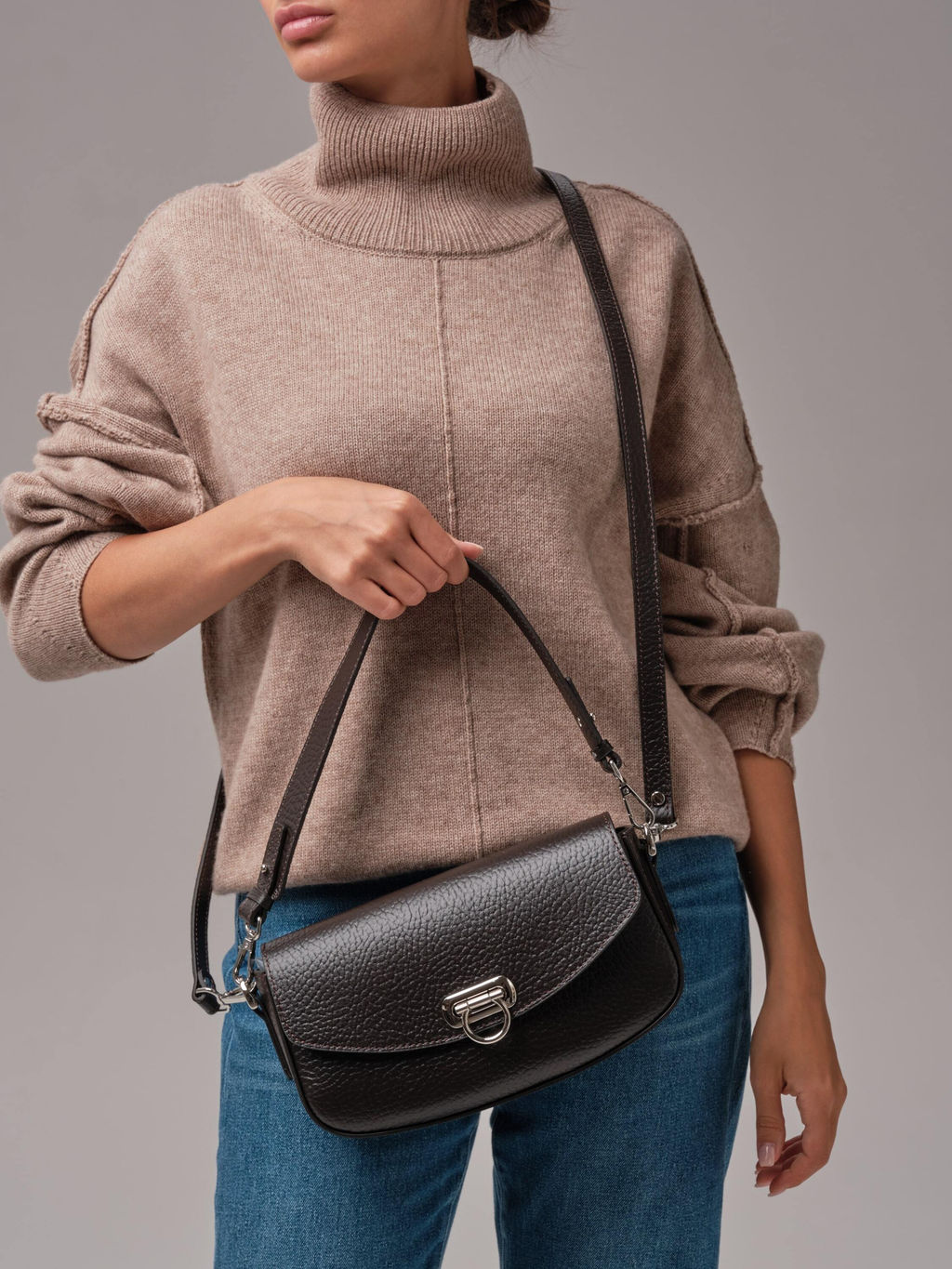 Сумка кросс-боди Azaro 31049 темно-коричневый соло