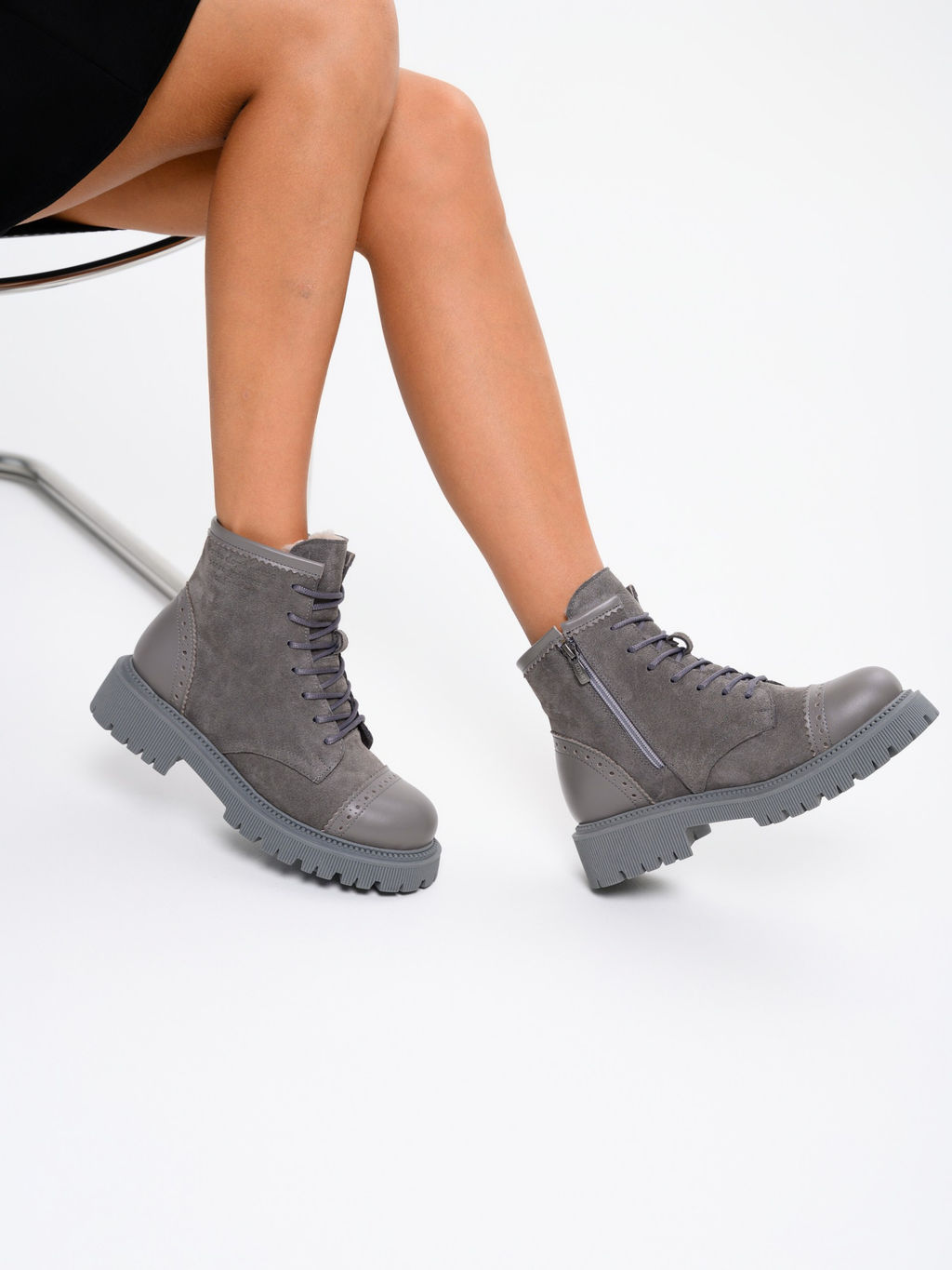 Ботинки 319.taskanagr.Серый замок замша+игуана/байка