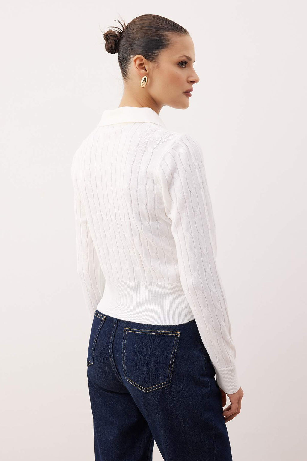 Beyaz At Nak?sl? Polo Yaka Sac Orgu Triko Kazak TWOAW26HI00290