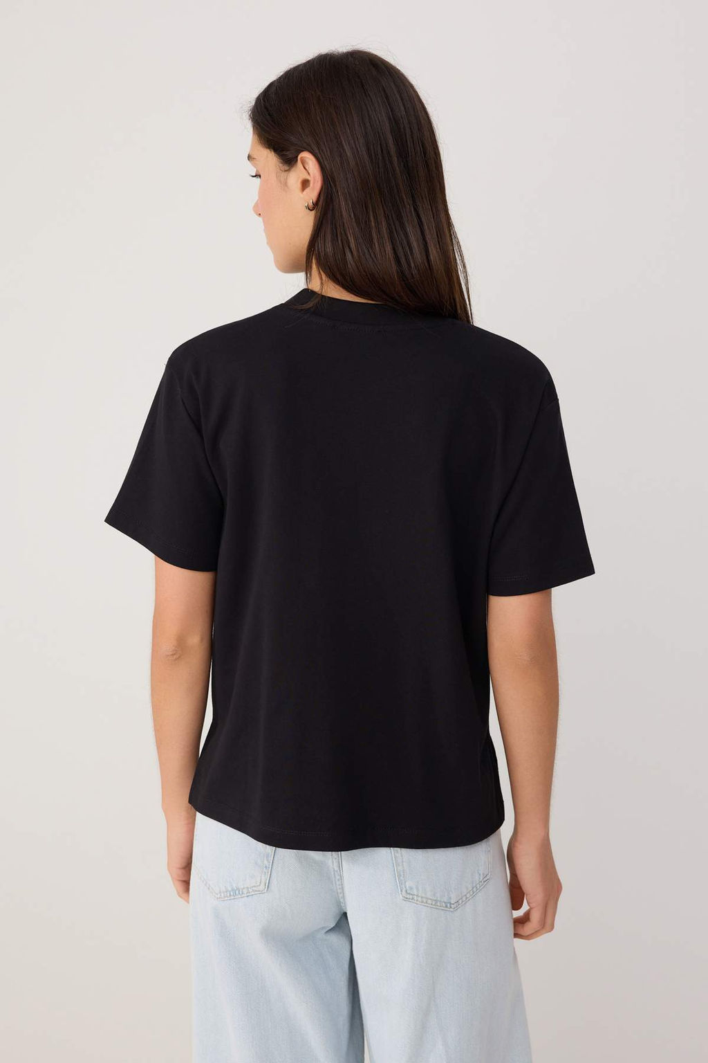 Siyah Tok Kuma_l_ Regular Bisiklet Yaka Standart Kol %100 Pamuk _rme T-Shirt TWOSS26TS00345 - Trendyolmilla фото 4