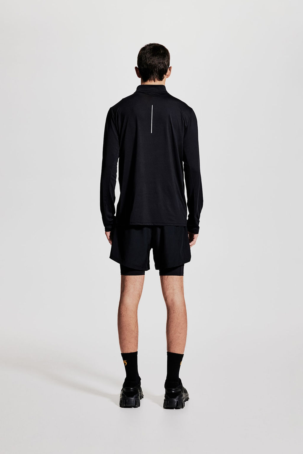 Camiseta de deporte en DryMove Regular Fit - H&m фото 12