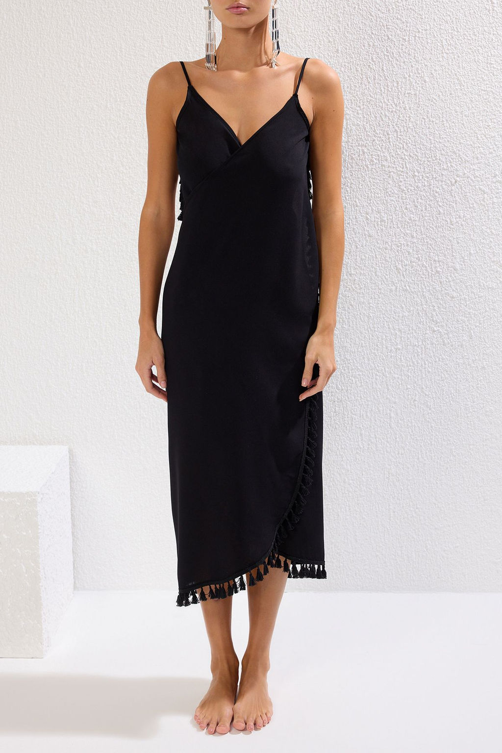 Siyah Dokuma Puskul Plaj Midi Elbise TBESS25EL00068 - Trendyolmilla фото 3