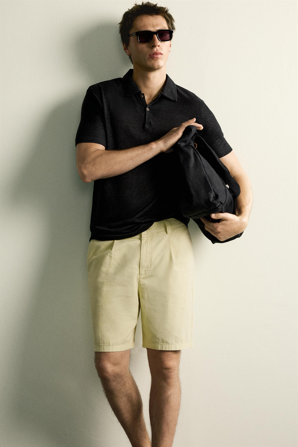 POLO REGULAR FIT C??AMO - VISCOSA / Negro - Zara фото 6