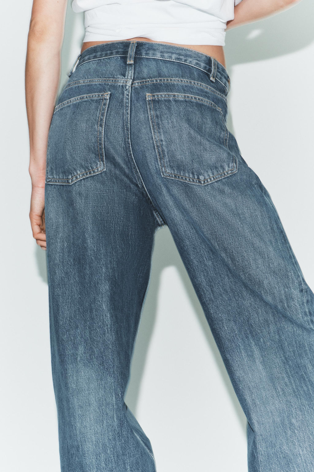 JEANS TRF WIDE LEG CINTURA CRUZADA TIRO ALTO / Azul / Gris - Zara фото 5