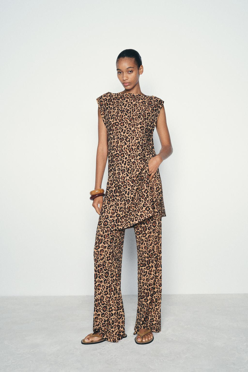ANIMAL PRINT KNIT TROUSERS