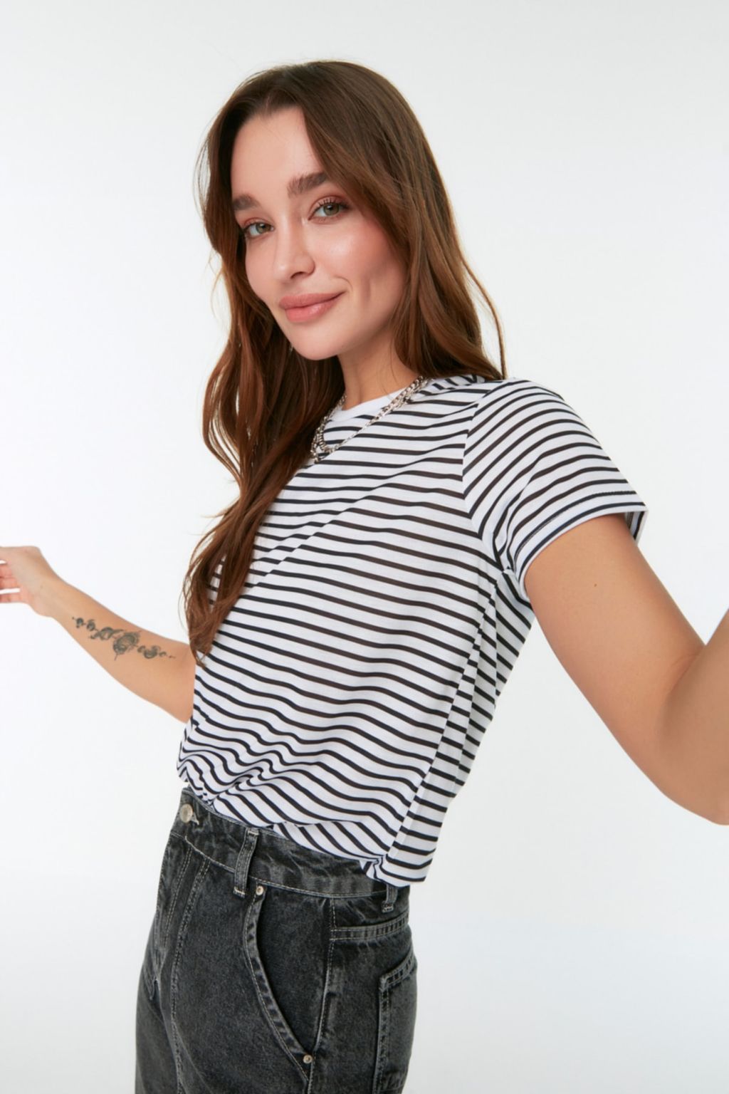 TRENDYOLMILLA K?rm?z? Cizgili Basic Orme T-Shirt TWOSS21TS0904  фото 13