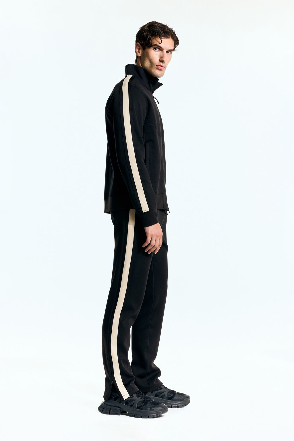 Pantal?n de ch?ndal con DryMove Regular Fit - H&m фото 3