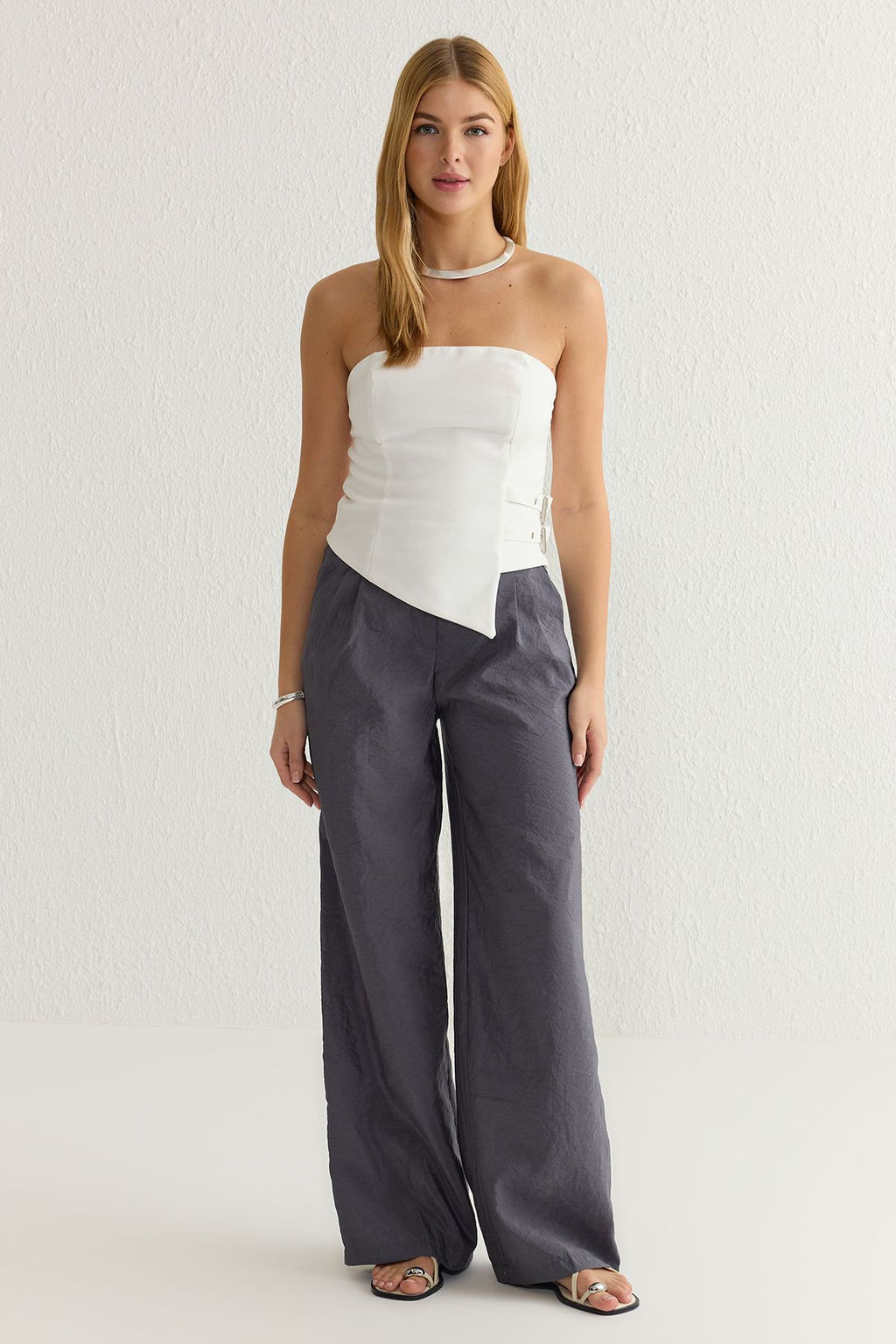 Antrasit Modal Yumusak Tuseli Wide Leg/Genis Paca Dokuma Pantolon TWOSS25PL00004