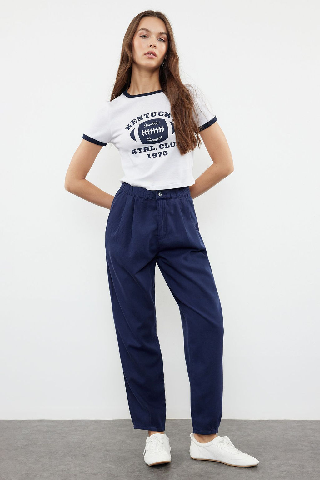 Lacivert Premium Dikis Detayl? Beli Lastikli Yuksek Bel Balon Jeans TWOAW25JE00002 - Trendyolmilla фото 2