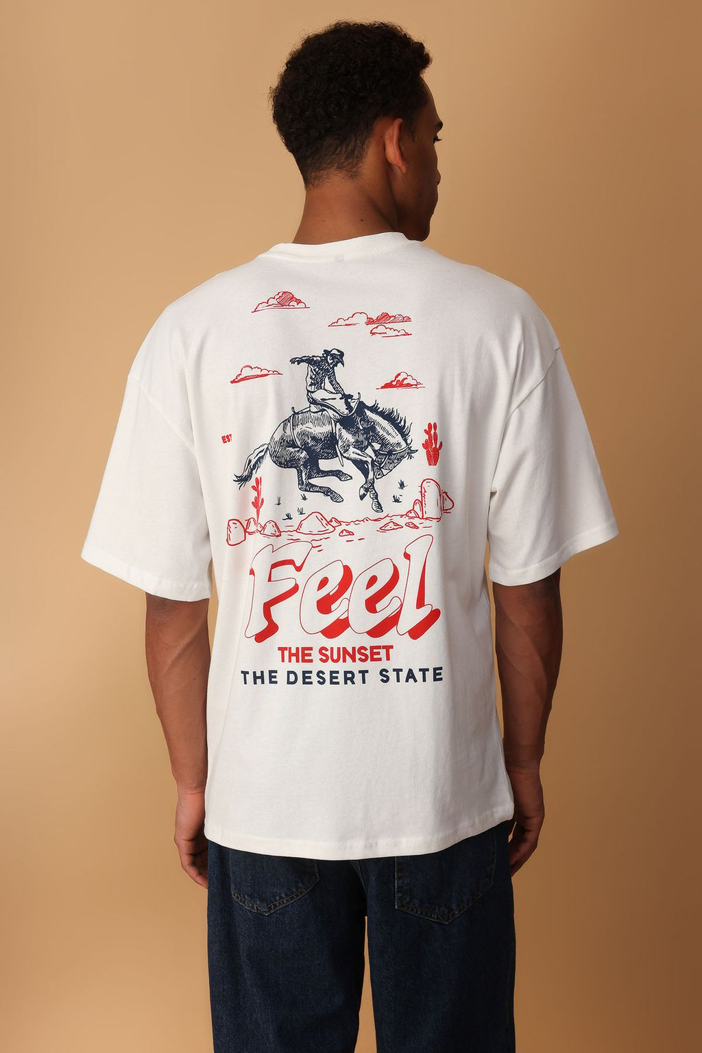 TRENDYOL MAN Ekru Modern Heritage Oversize/Genis Kesim %100 Pamuklu S?rt Bask?l? T-Shirt TMNSS25TS00125 - Trendyolmilla фото 4
