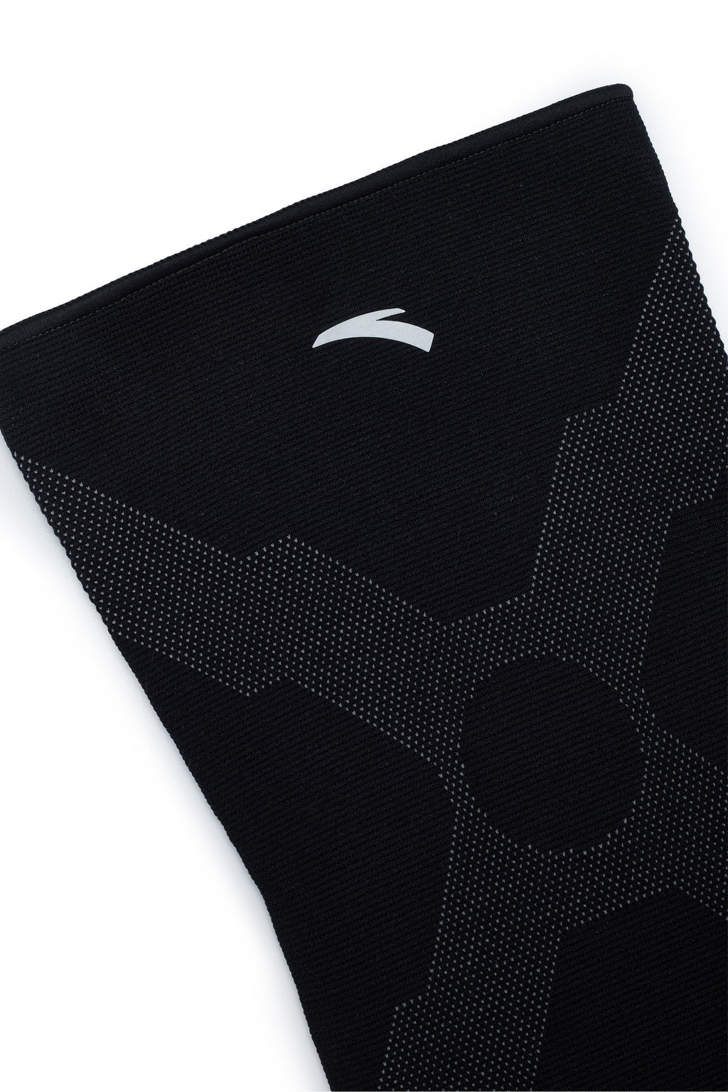 Наколенник Черный