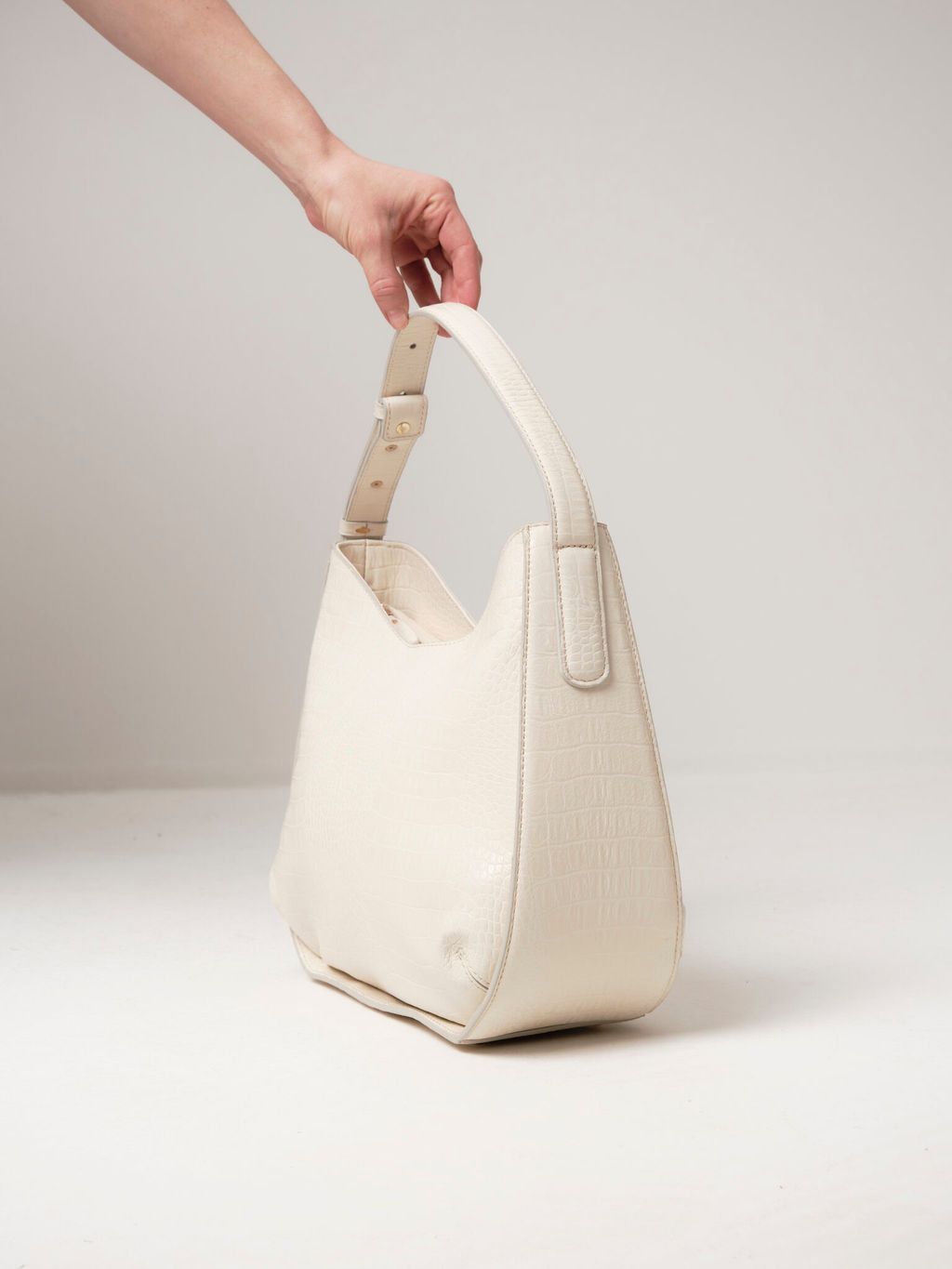 Сумка тоут кожаная Deboro 30422 бежевый лен