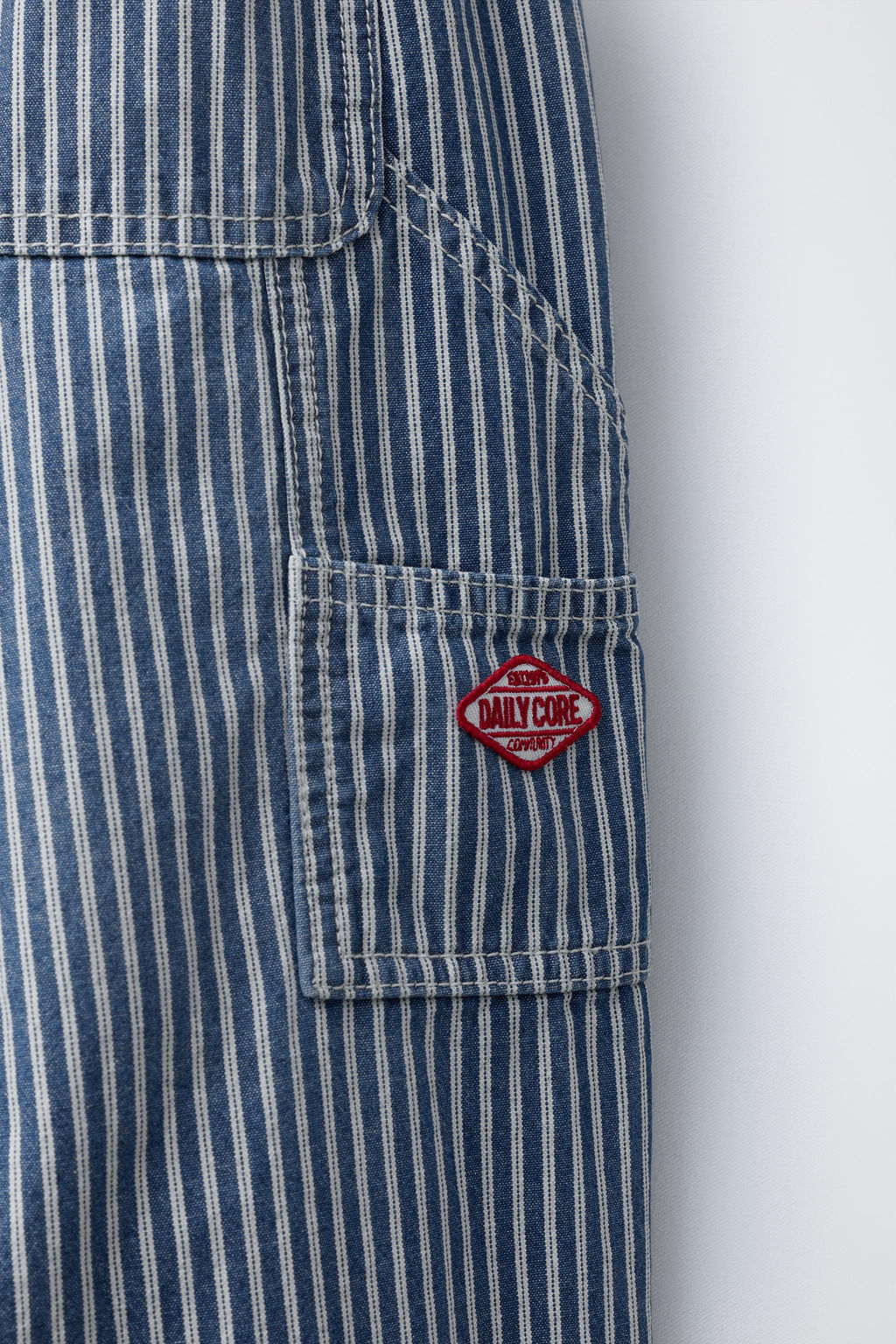 STRIPED BALLOON DENIM TROUSERS - Zara фото 4