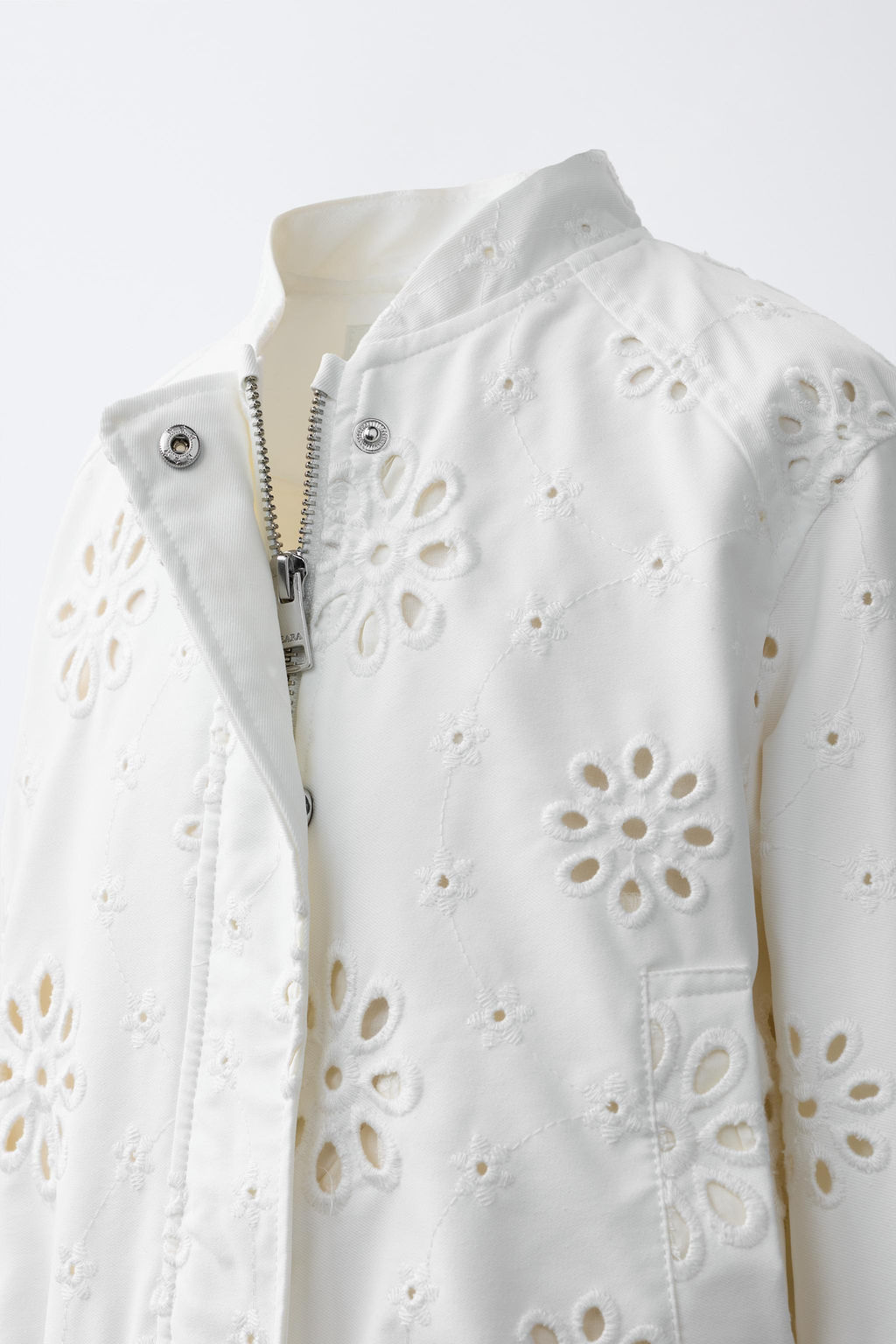CAZADORA BORDADO SUIZO / Blanco - Zara фото 6