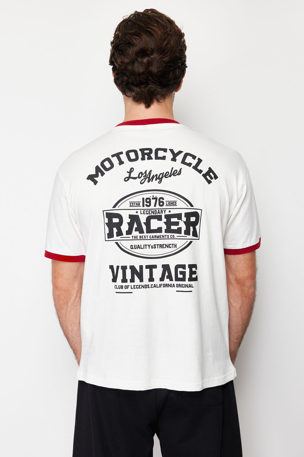 Ekru Oversize/Genis Kesim Bask?l? Renk Bloklu %100 Pamuklu T-Shirt TMNSS24TS00103