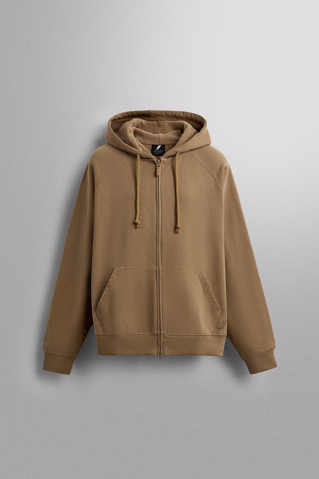 ZIP-UP HOODIE