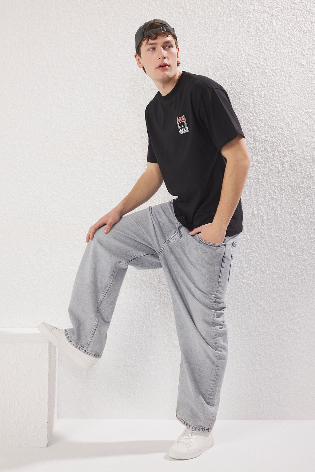 TRENDYOL MAN Ekru Oversize/Genis Kesim %100 Pamuklu Bask?l? T-Shirt TMNSS25TS00114 - Trendyolmilla фото 10