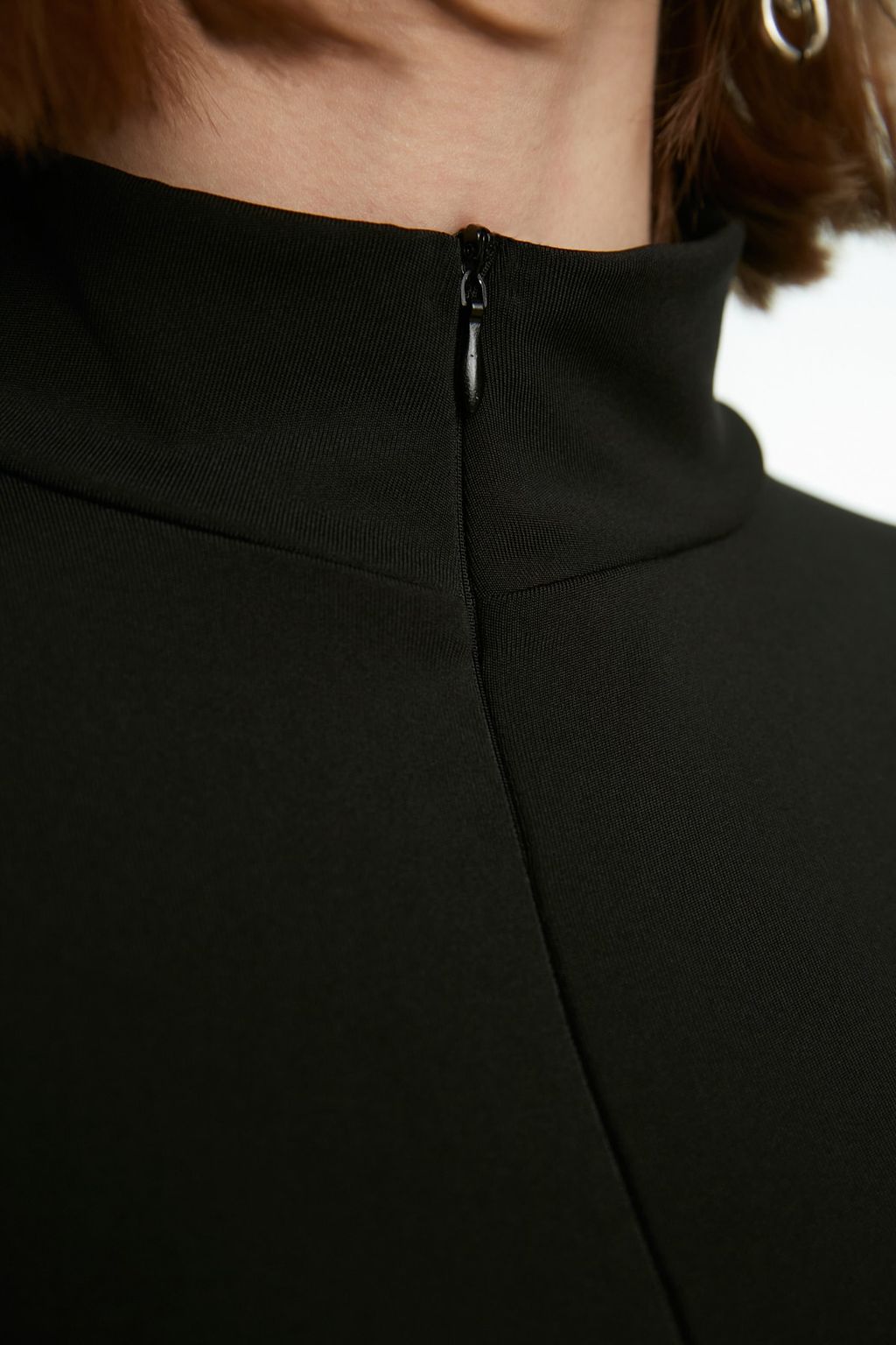 TRENDYOLMILLA Siyah Fermuarl? Dik Yaka Uzun Kollu Esnek C?tc?tl? Orme Body TWOAW21BD0070  фото 4