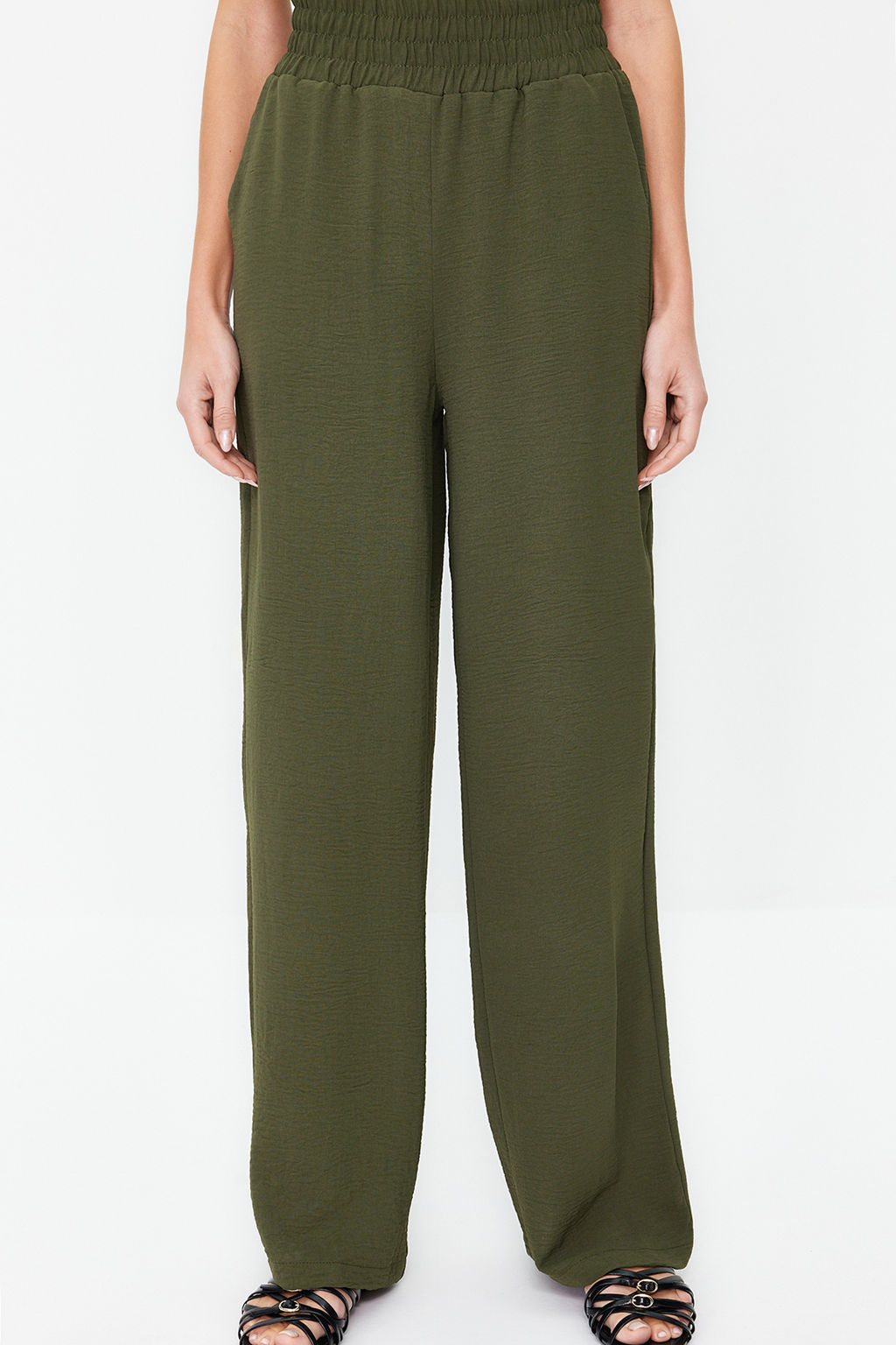 Haki Wide Leg/Genis Paca Beli Lastikli Dokuma Pantolon TWOSS22PL00024
