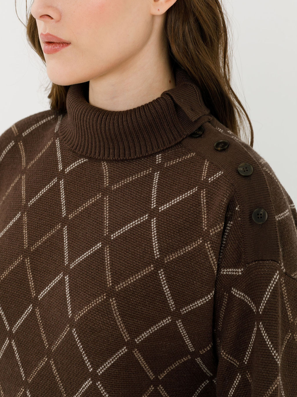 Джемпер вязаный