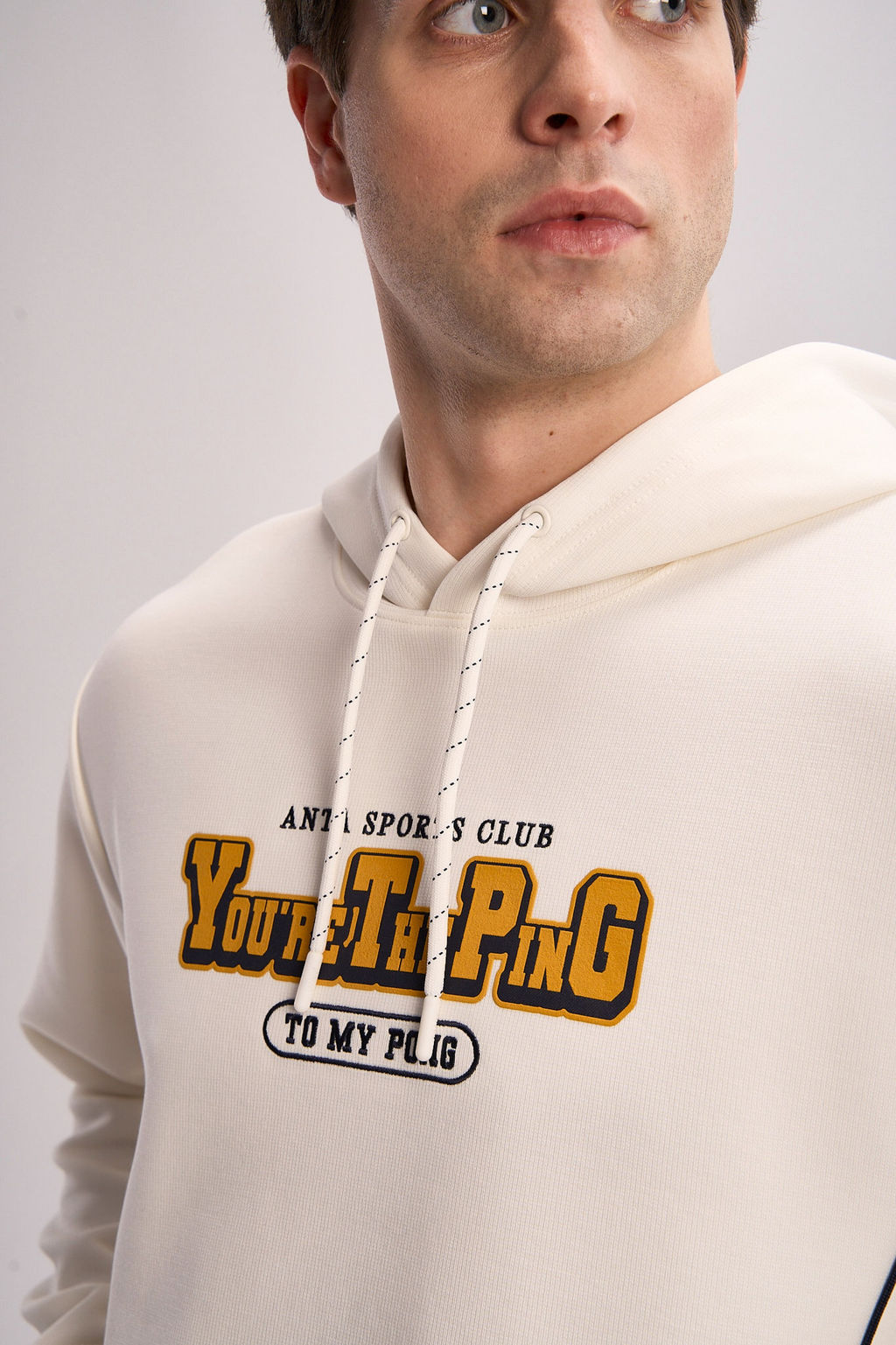 Худи Серо-белый ANTA SPORTS CLUB Sweat Hoodie фото 6