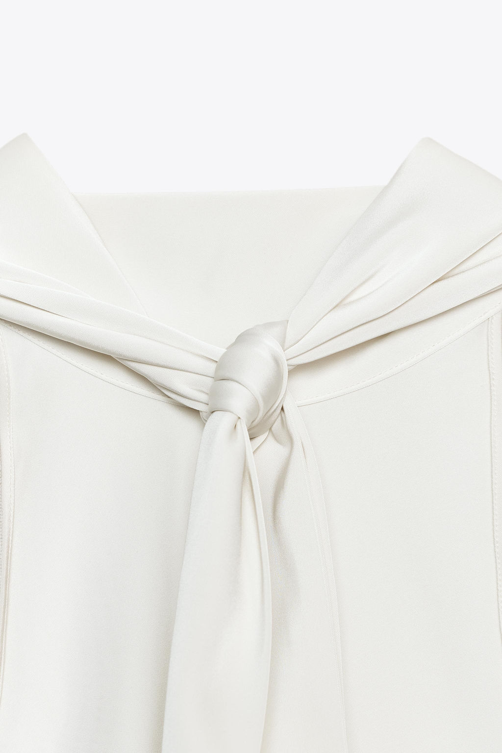 ASYMMETRIC HALTER TOP