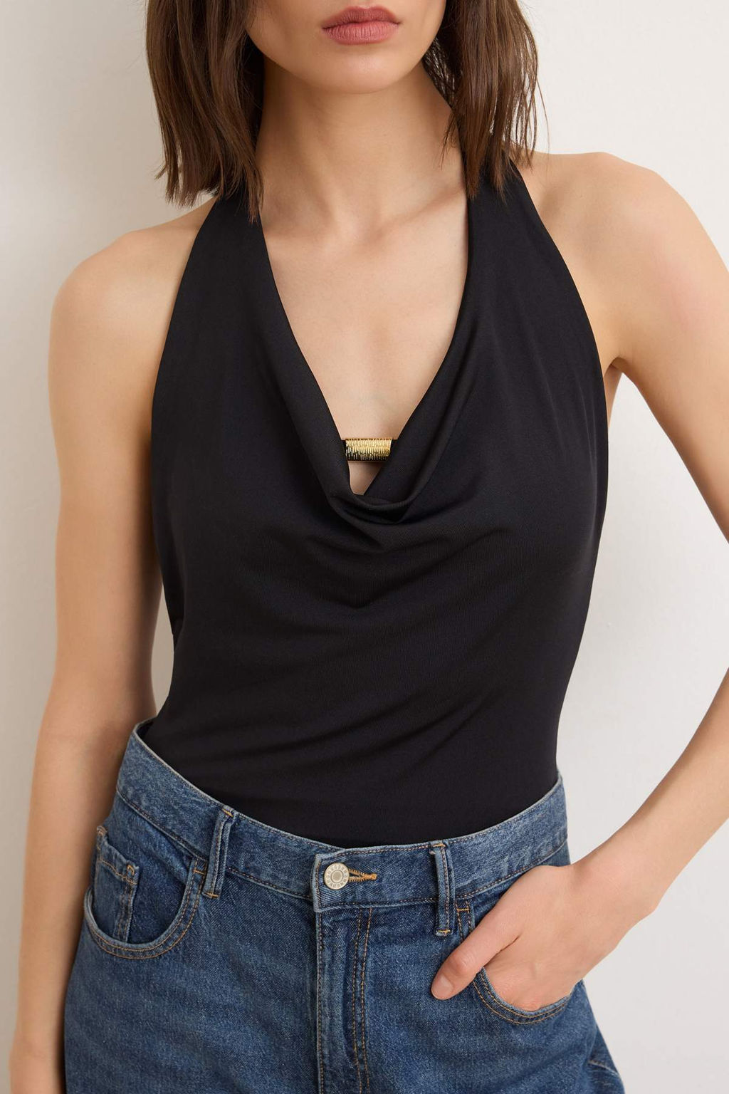 Siyah Duz Fitted Boyundan Baglamal? Kolsuz Aksesuar Detayl? C?tc?tl? Esnek Orme Body TWOSS26BD00025 - Trendyolmilla фото 3