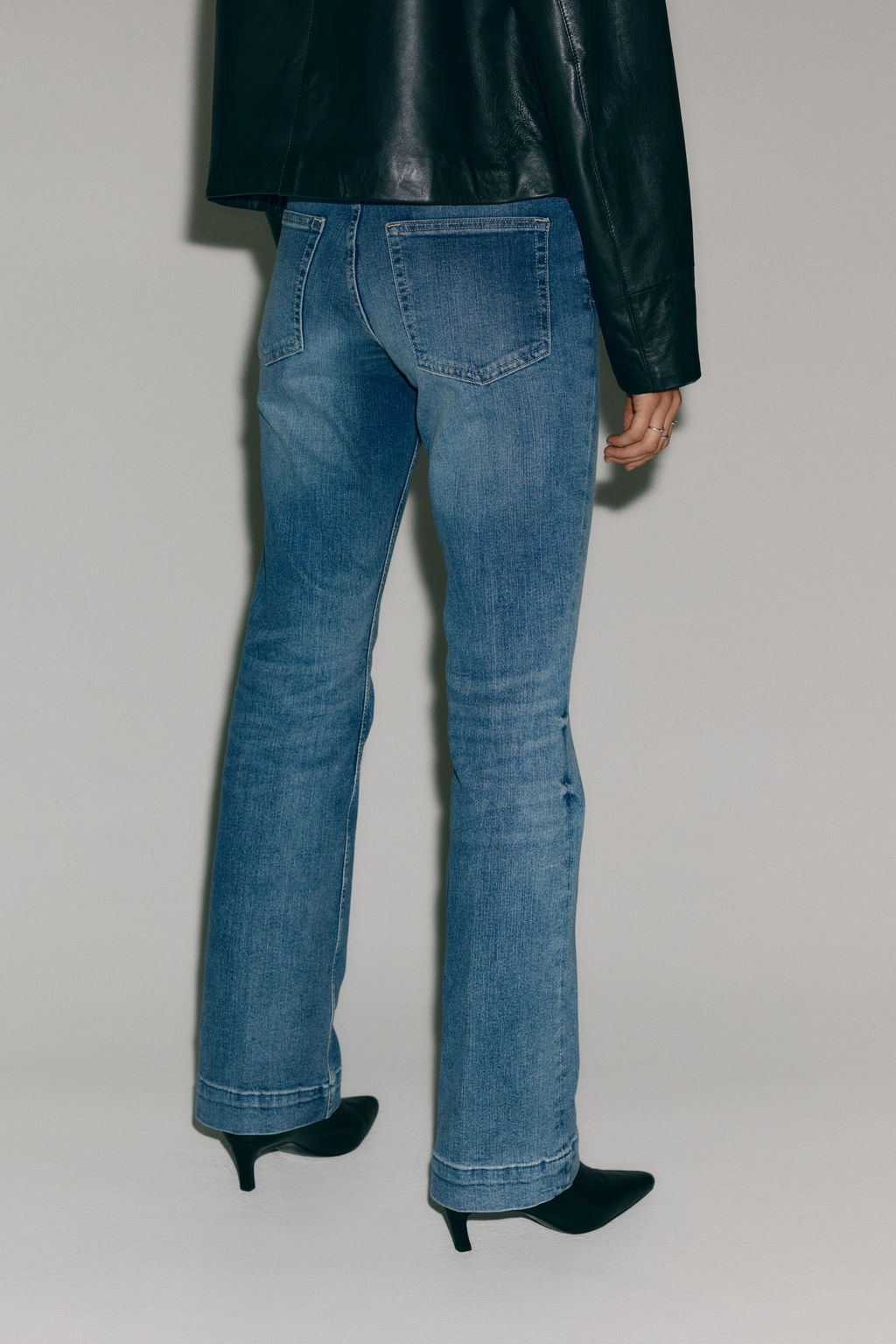 Bootcut Regular Jeans - H&m фото 8
