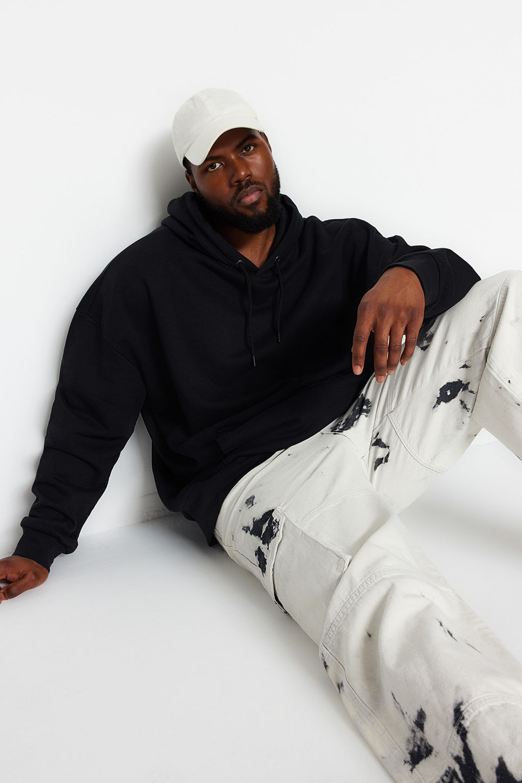 TRENDYOL MAN Siyah Buyuk Beden apusonlu Oversize/Genis Kesim Ici Polar/S?cak Tutan Sweatshirt TMNAW24AO00013 - Trendyolmilla фото 10