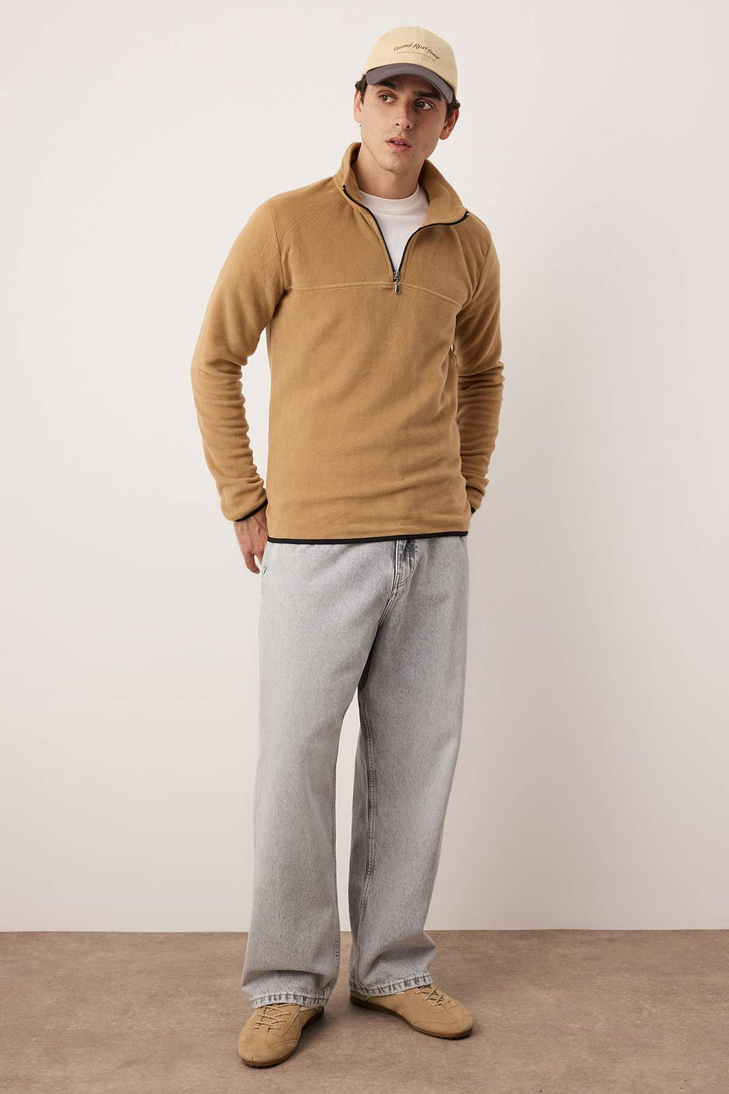 Siyah Regular/Normal Kesim Dik Yaka Fermuarl? Dikis Detayl? Polar Sweatshirt TMNAW26SW00036 - Trendyolmilla фото 22