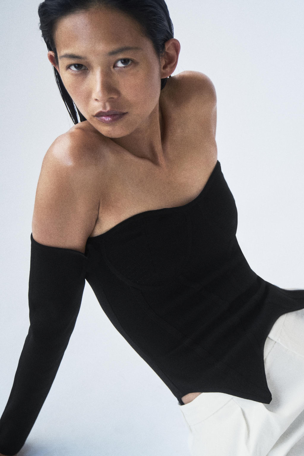 TOP CORSETERO PUNTO / Negro - Zara фото 3