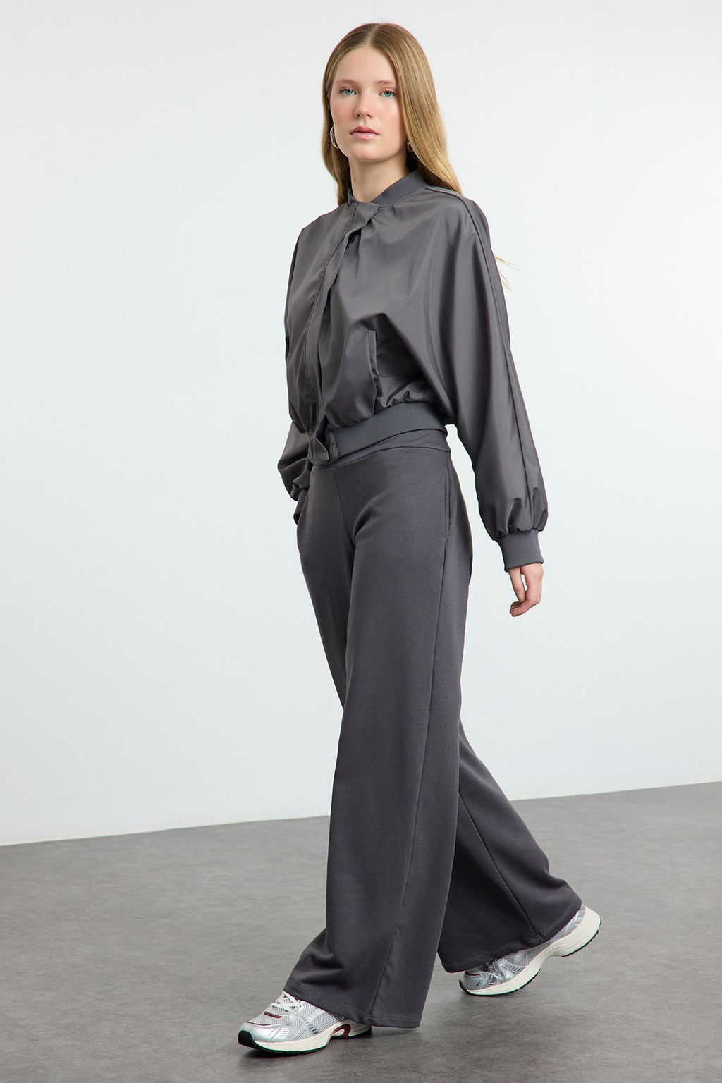 Antrasit Ince Ekstra Yuksek Bel Wide Leg/Genis Kesim Pantolon TWOAW25PL00026