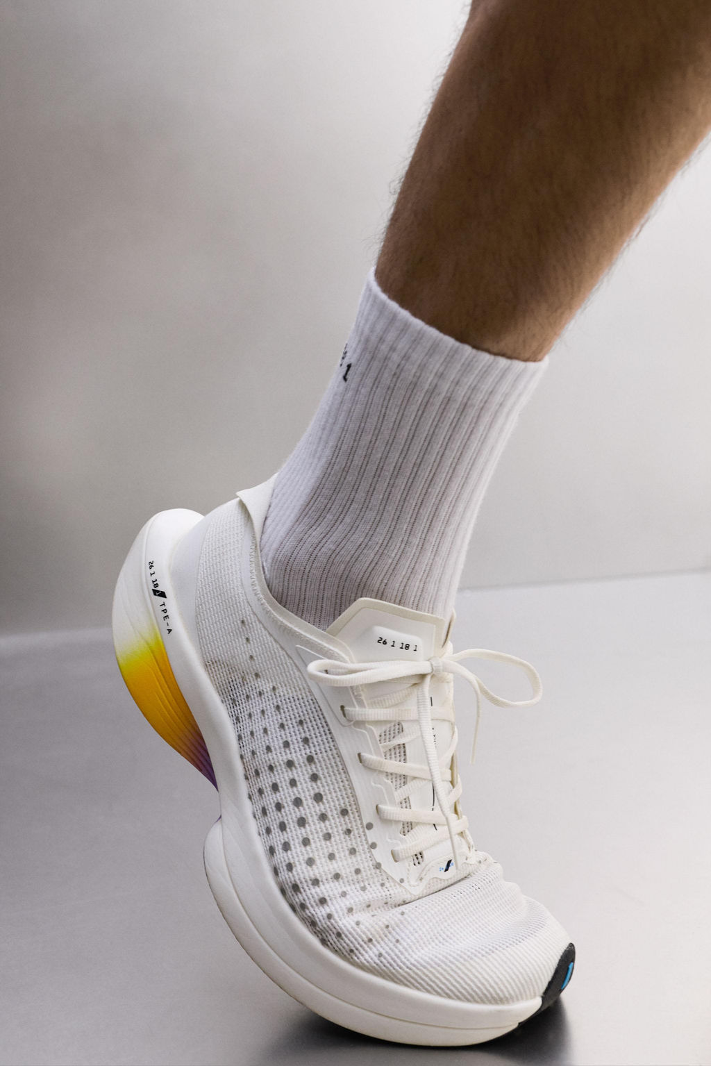 LONG-DISTANCE RUNNING TRAINERS - Zara фото 32