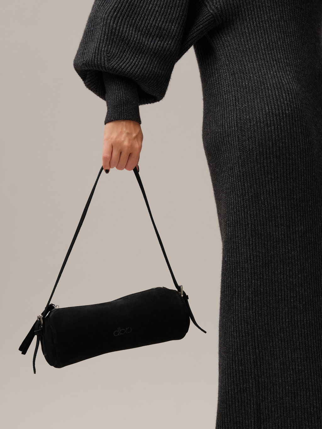 Замшевая сумка Tube DBR 31343 черный велюр фото 8