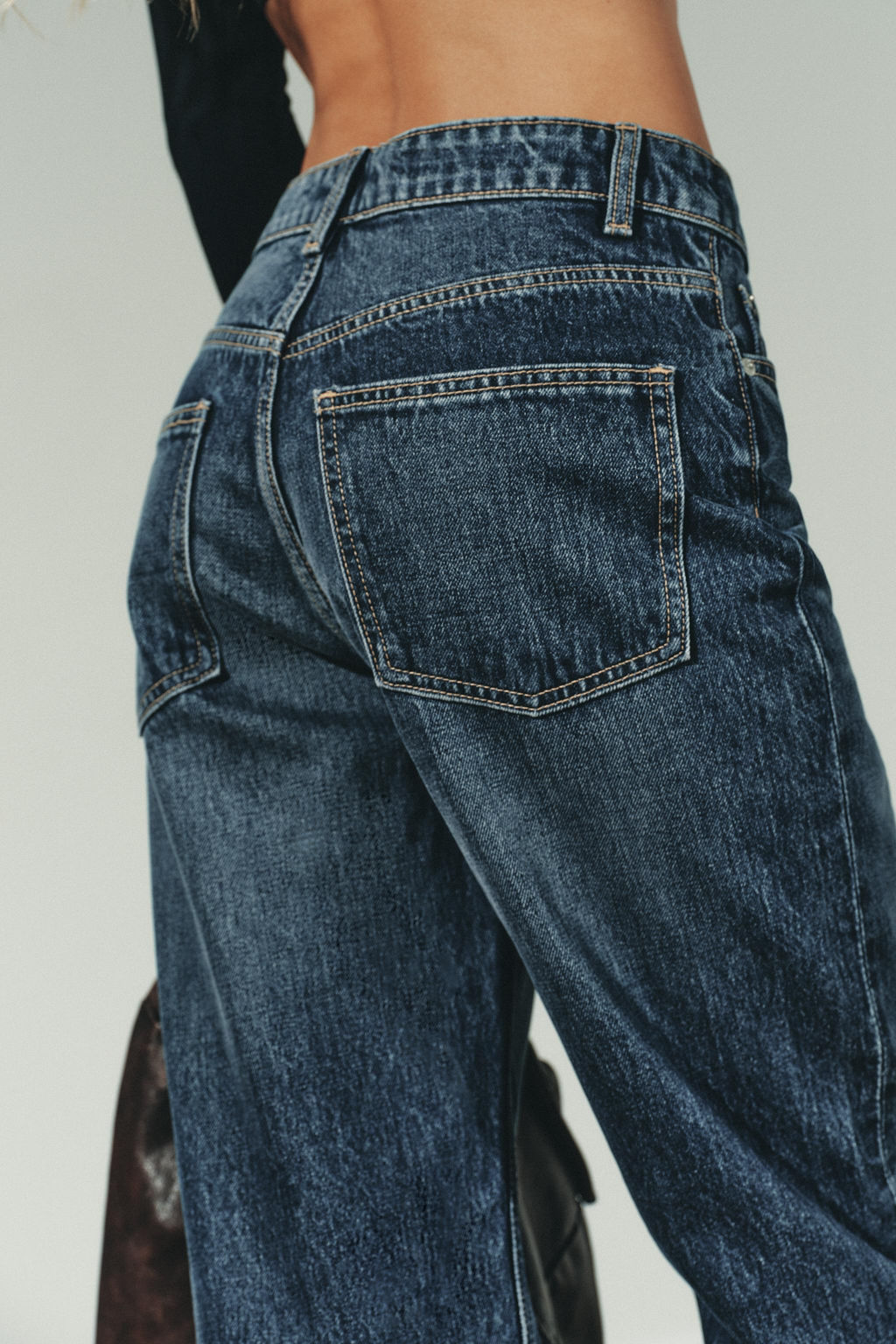 TRF MOM HIGH-WAIST JEANS - Zara фото 7